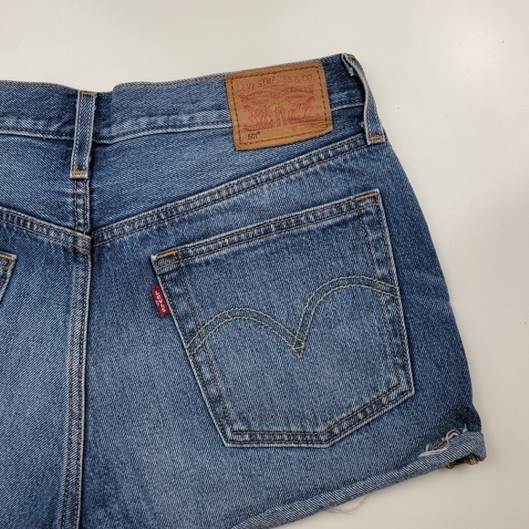 Levi's 501 Denim Cutoff Shorts 29 - Picture 2 of 7